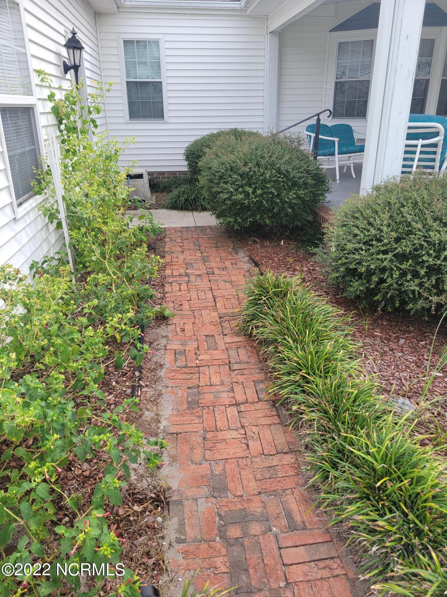 405 Alabama Avenue Carolina Beach, NC 28428 - Photo 3 of 40 20220927_153814