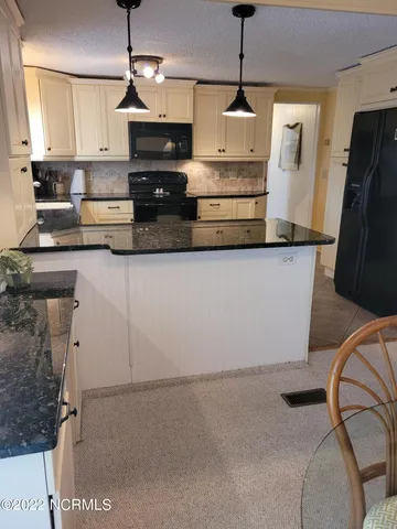 $2,600 | 405 Alabama Avenue, Carolina Beach, NC 28428