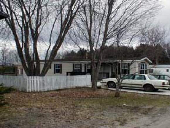 73 Center Trailer Park Road Waterbury, VT 05676 - Photo 1 of 3 Gallery Image 1