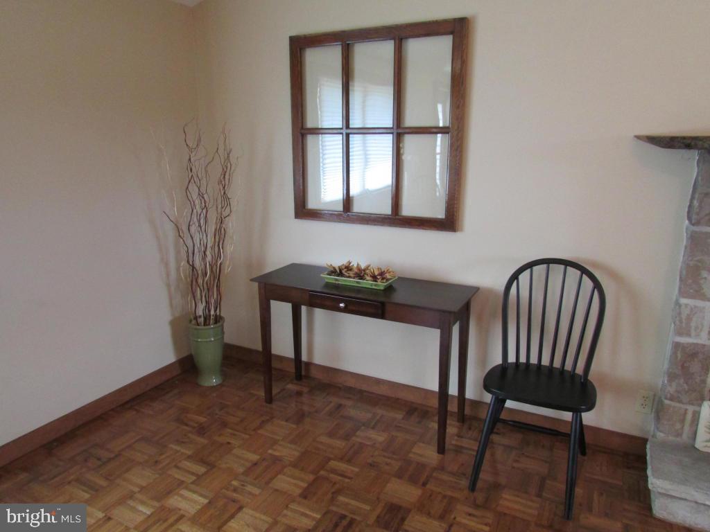 2741 Meadow View Road Manheim, PA 17545 - Photo 14 of 36