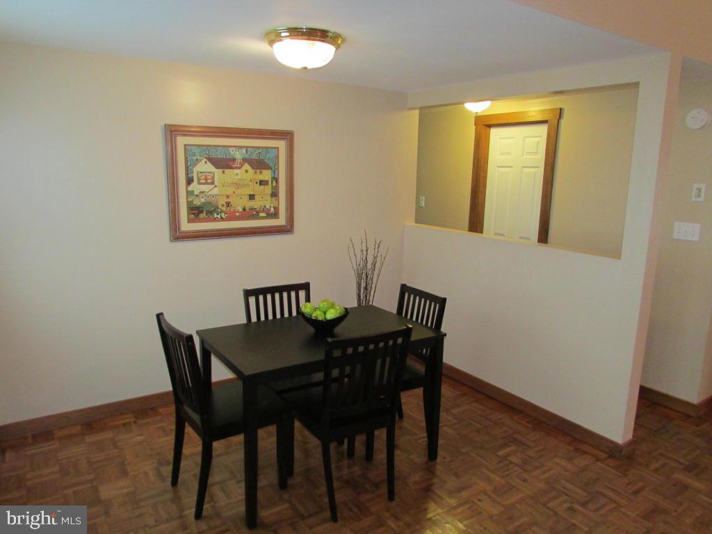 2741 Meadow View Road Manheim, PA 17545 - Photo 15 of 36