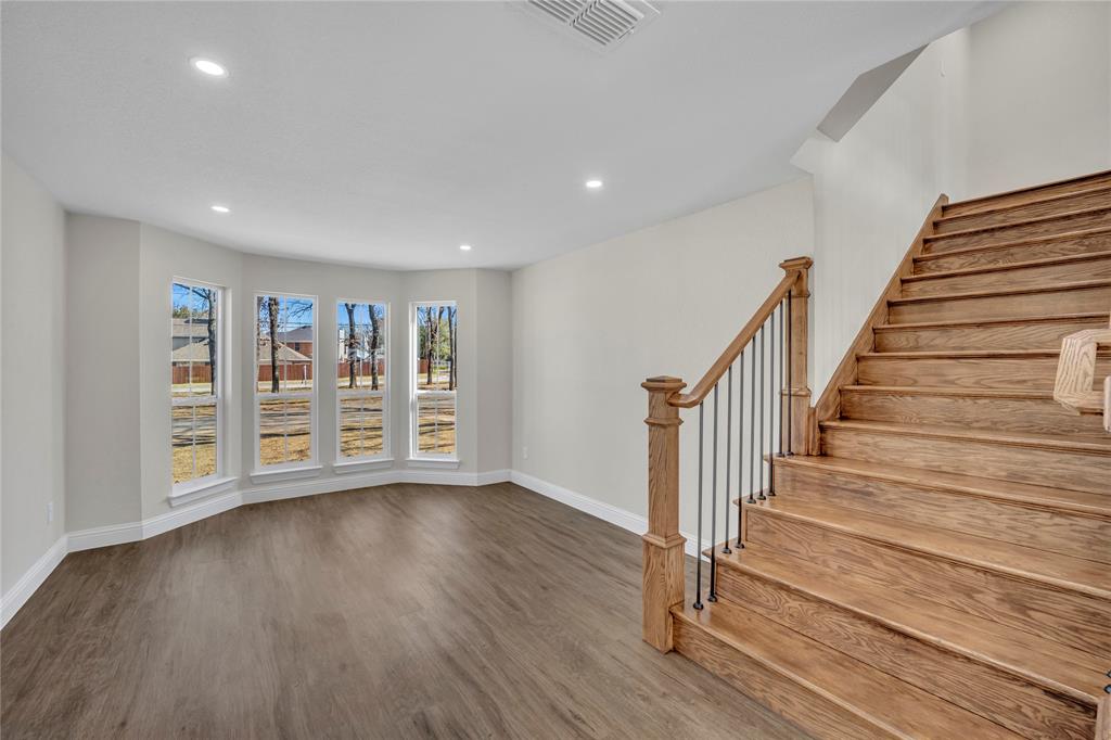 7004 Ledbetter Road Arlington, TX 76001 - Photo 21 of 40