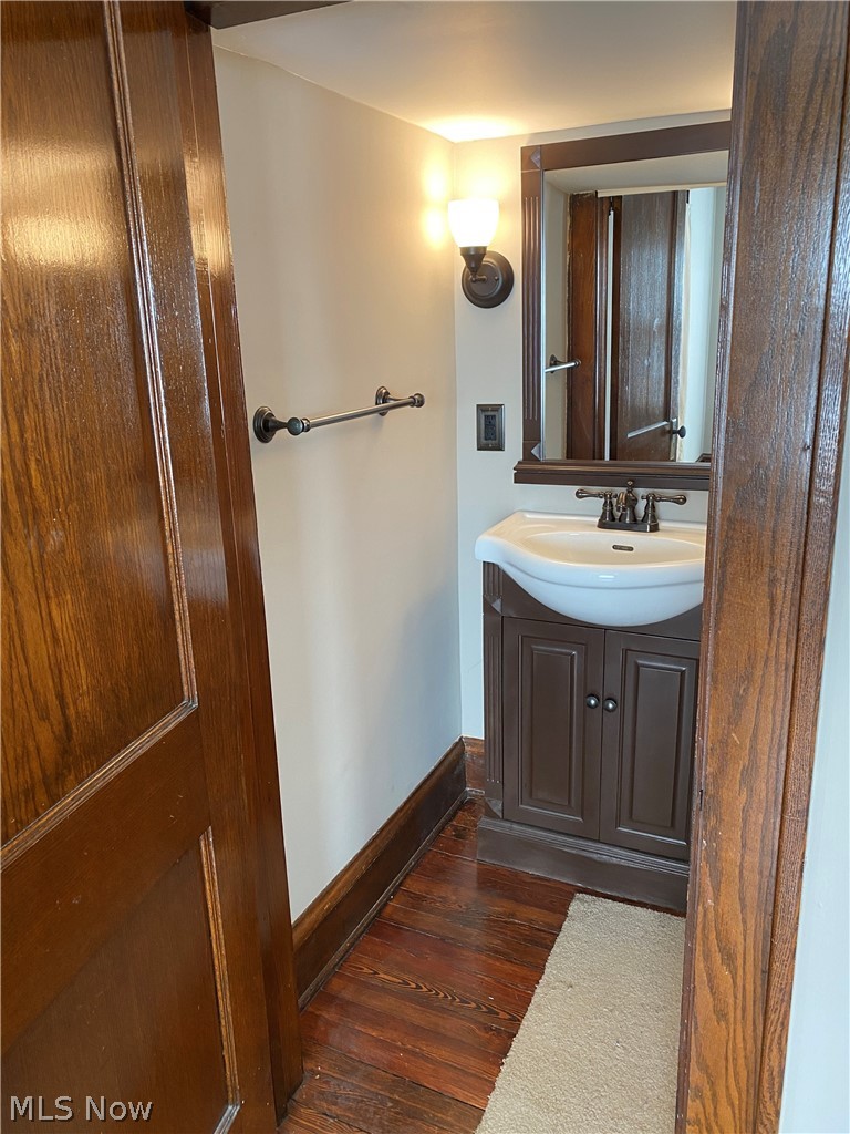 2660 South Taylor Road Cleveland, OH 44118 - Photo 7 of 30