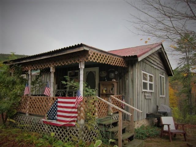 88 Whipperwill Hill Road Gap Mills, WV 24941 - Photo 1 of 68 Gallery Image 1