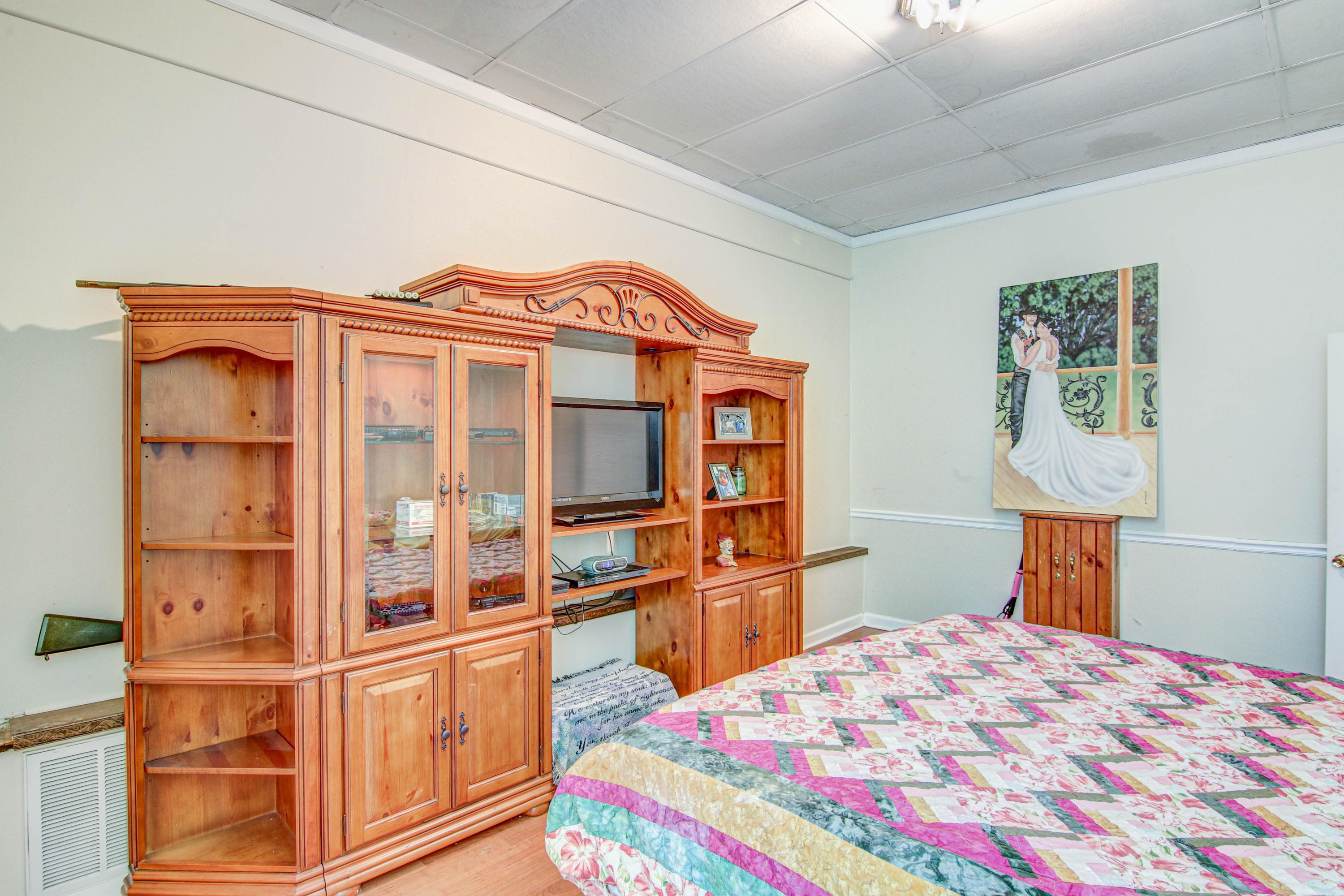2447 Denton Valley Road Bristol, TN 37620 - Photo 46 of 60 LP1A2881_2_3_4_5
