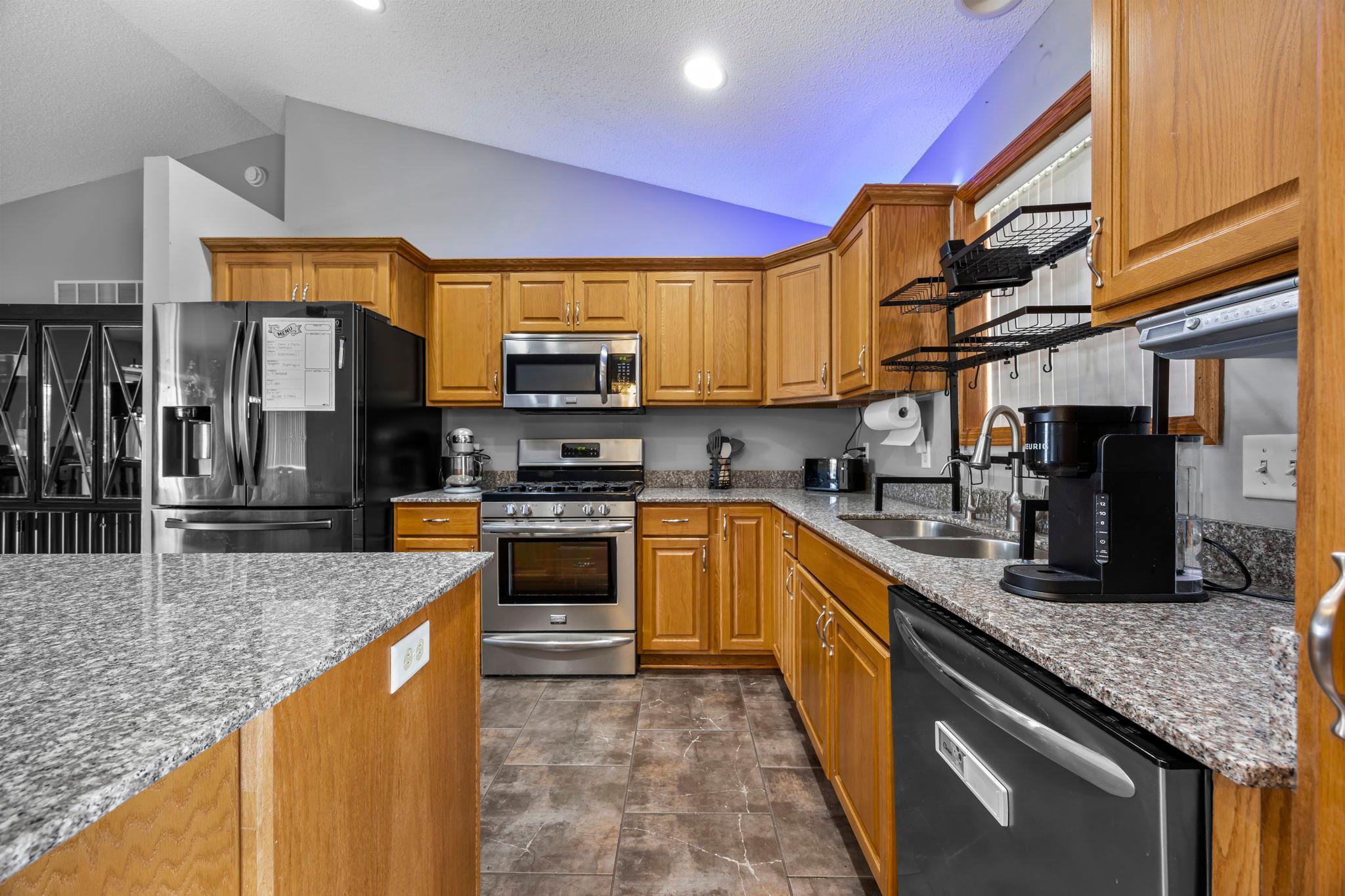 23511 Belmont Street Hampton, MN 55031 - Photo 14 of 36