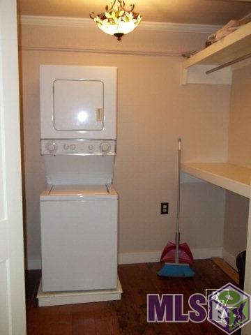 3914 Highway 1 Raceland, LA 70394 - Photo 7 of 8 Laundry Room
