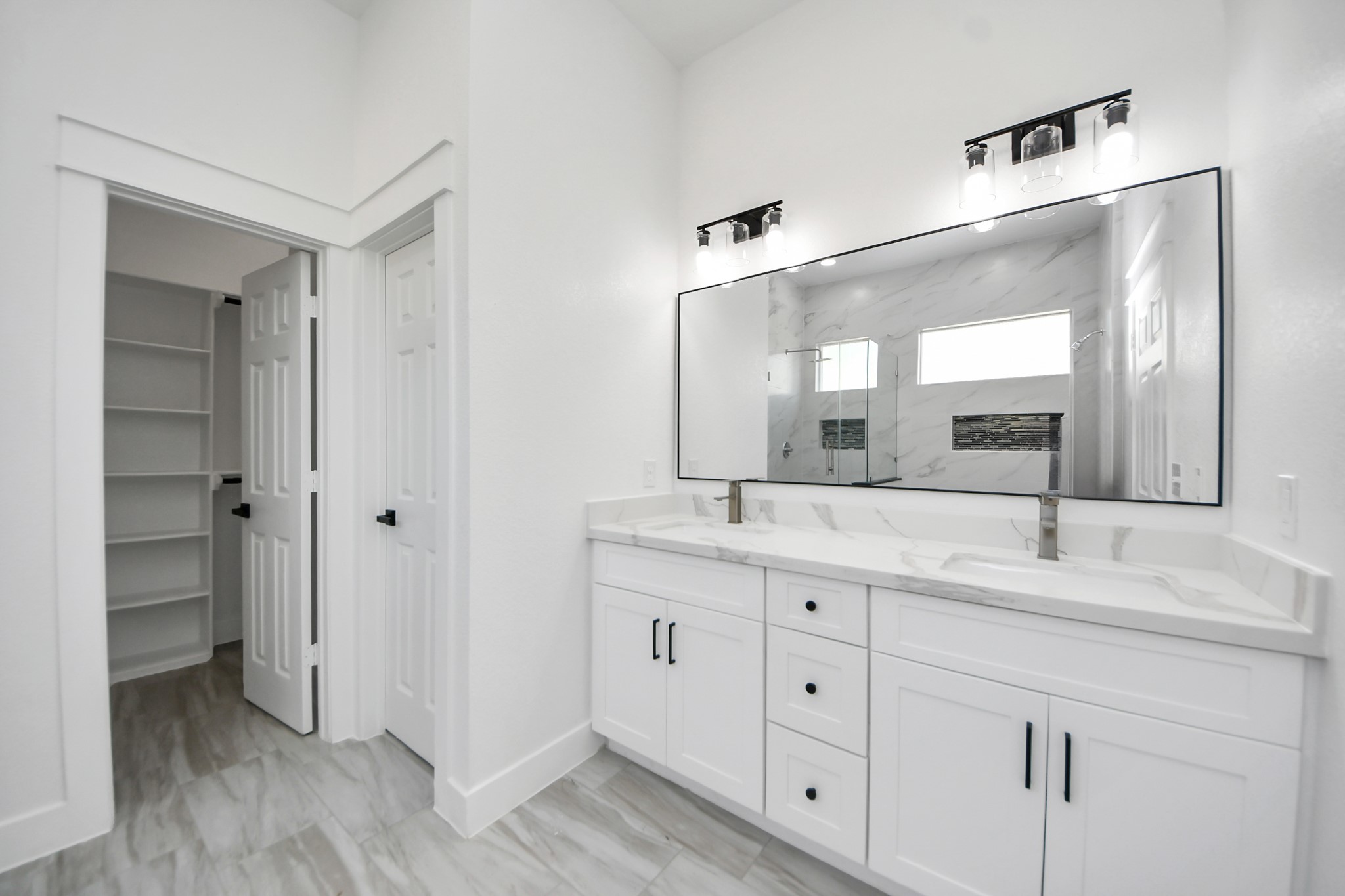 406 South Iowa Street La Porte, TX 77571 - Photo 28 of 49