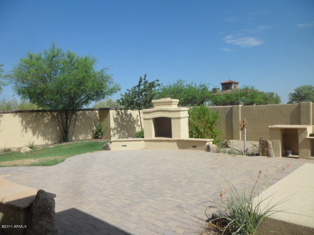 2728 East Warbler Road Gilbert, AZ 85297 - Photo 54 of 56 092