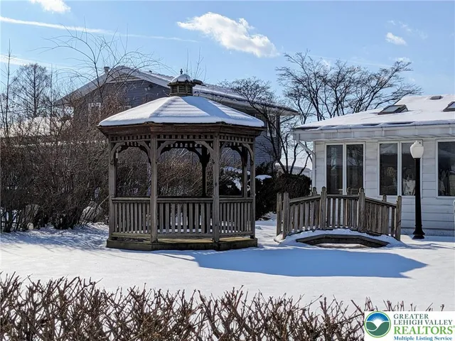 $372,500 | 107 South 10th Street, Coplay, PA 18037