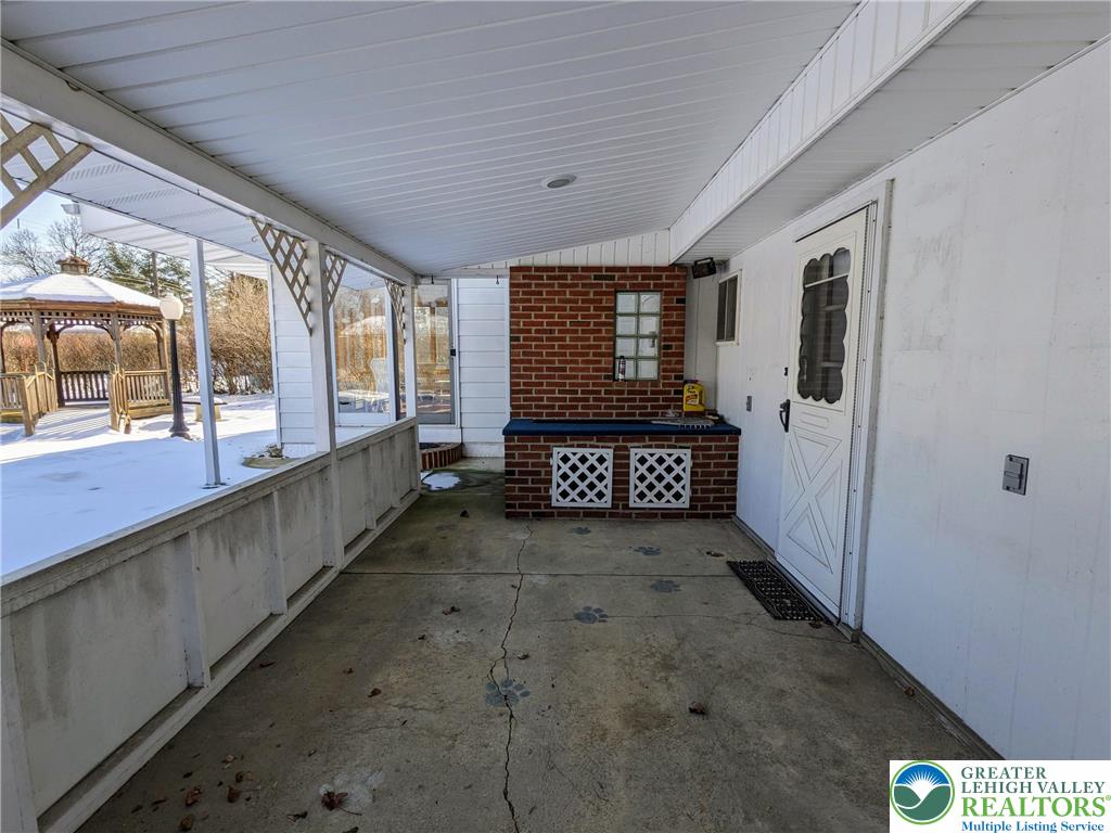 107 South 10th Street Coplay, PA 18037 - Photo 16 of 43