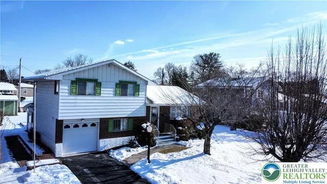 $372,500 | 107 South 10th Street, Coplay, PA 18037