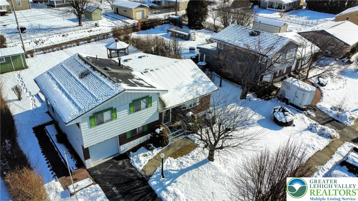 107 South 10th Street Coplay, PA 18037 - Photo 5 of 43