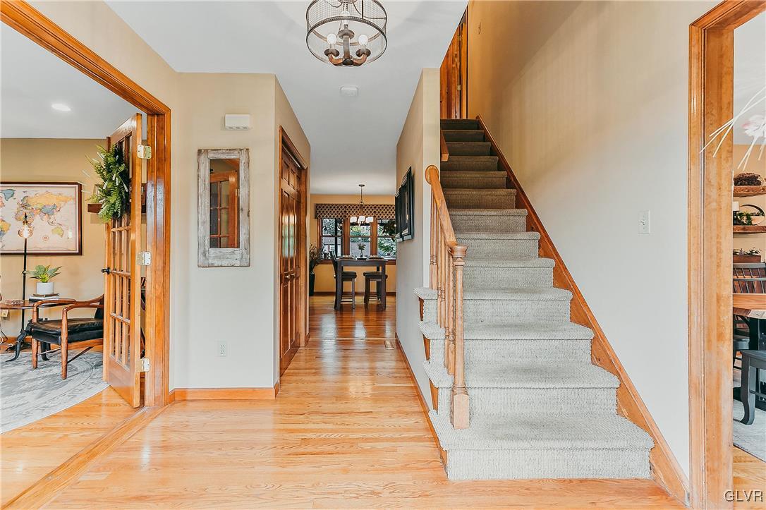 4216 Lakeside Drive Coplay, PA 18037 - Photo 8 of 36