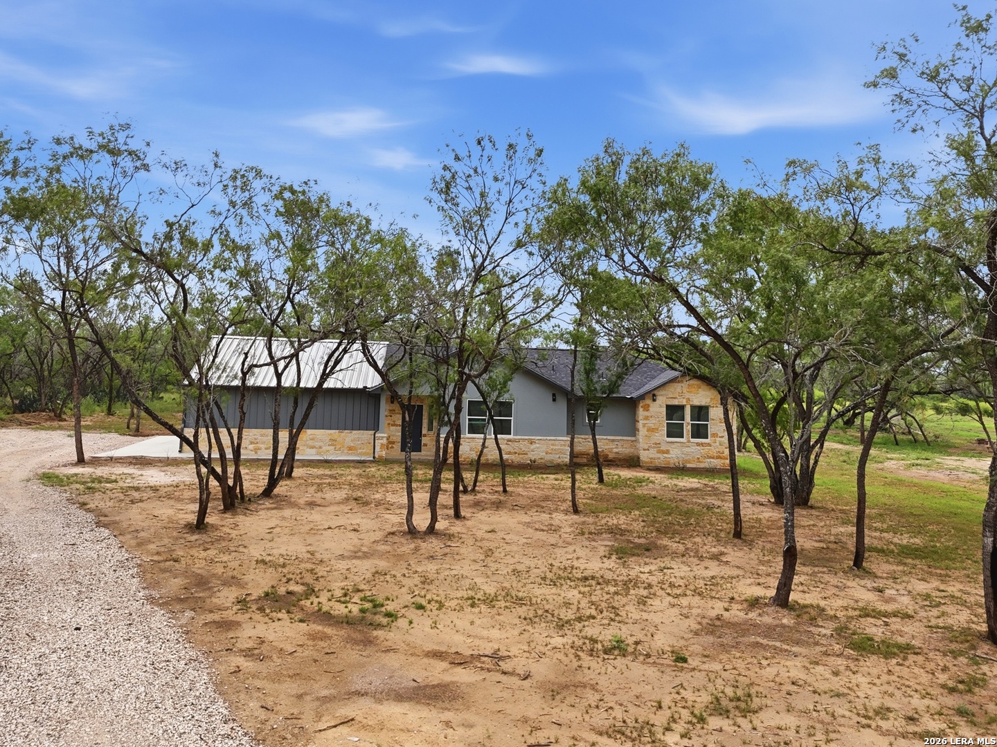 157 Sylas Hayes Loop Pleasanton, TX 78064 - Photo 30 of 32