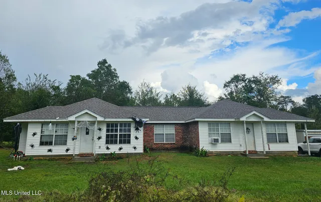 $199,900 | 12 Laser Lane, Carriere, MS 39426