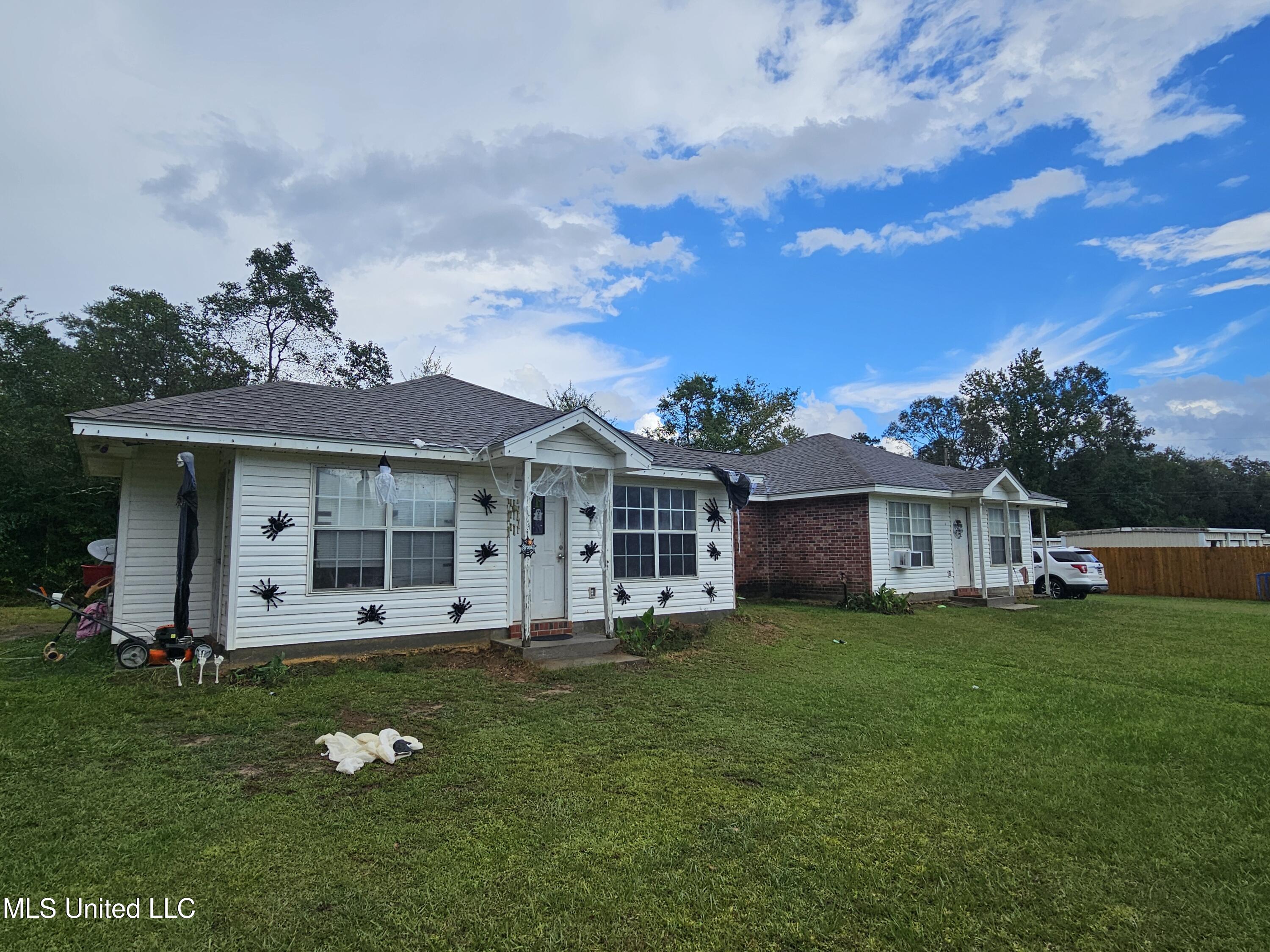 12 Laser Lane Carriere, MS 39426 - Photo 25 of 25 Front of Duplex