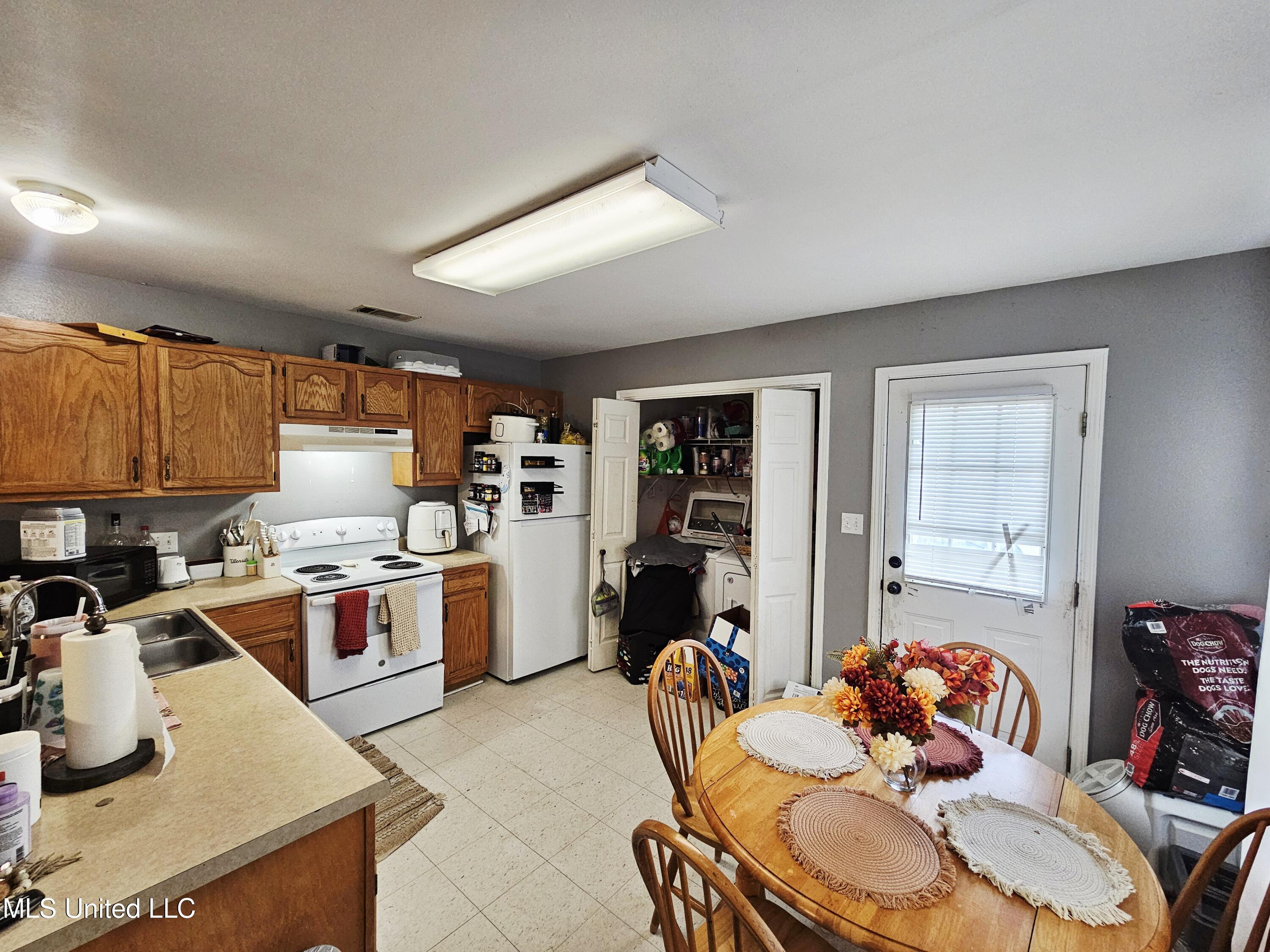 12 Laser Lane Carriere, MS 39426 - Photo 7 of 25 3 bed 2 bath Unit B