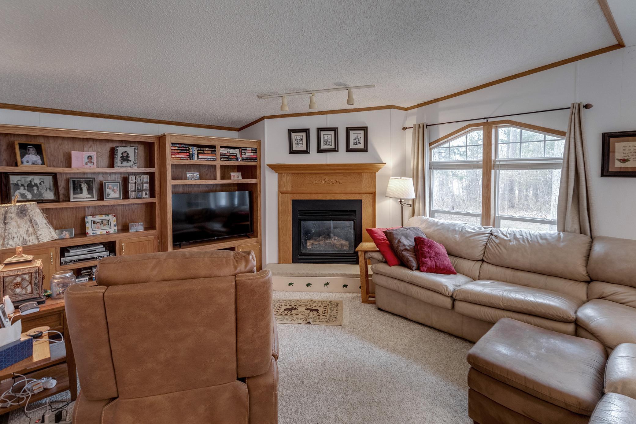 8378 Onigum Road Northwest Walker, MN 56484 - Photo 4 of 31