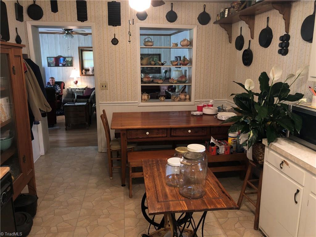 165 Carolina Road Mount Airy, NC 27030 - Photo 17 of 30 Gallery Image 17