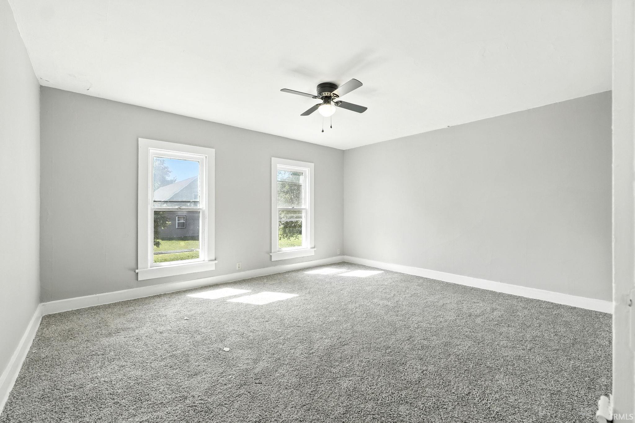 2109 Maumee Avenue Fort Wayne, IN 46803 - Photo 5 of 23