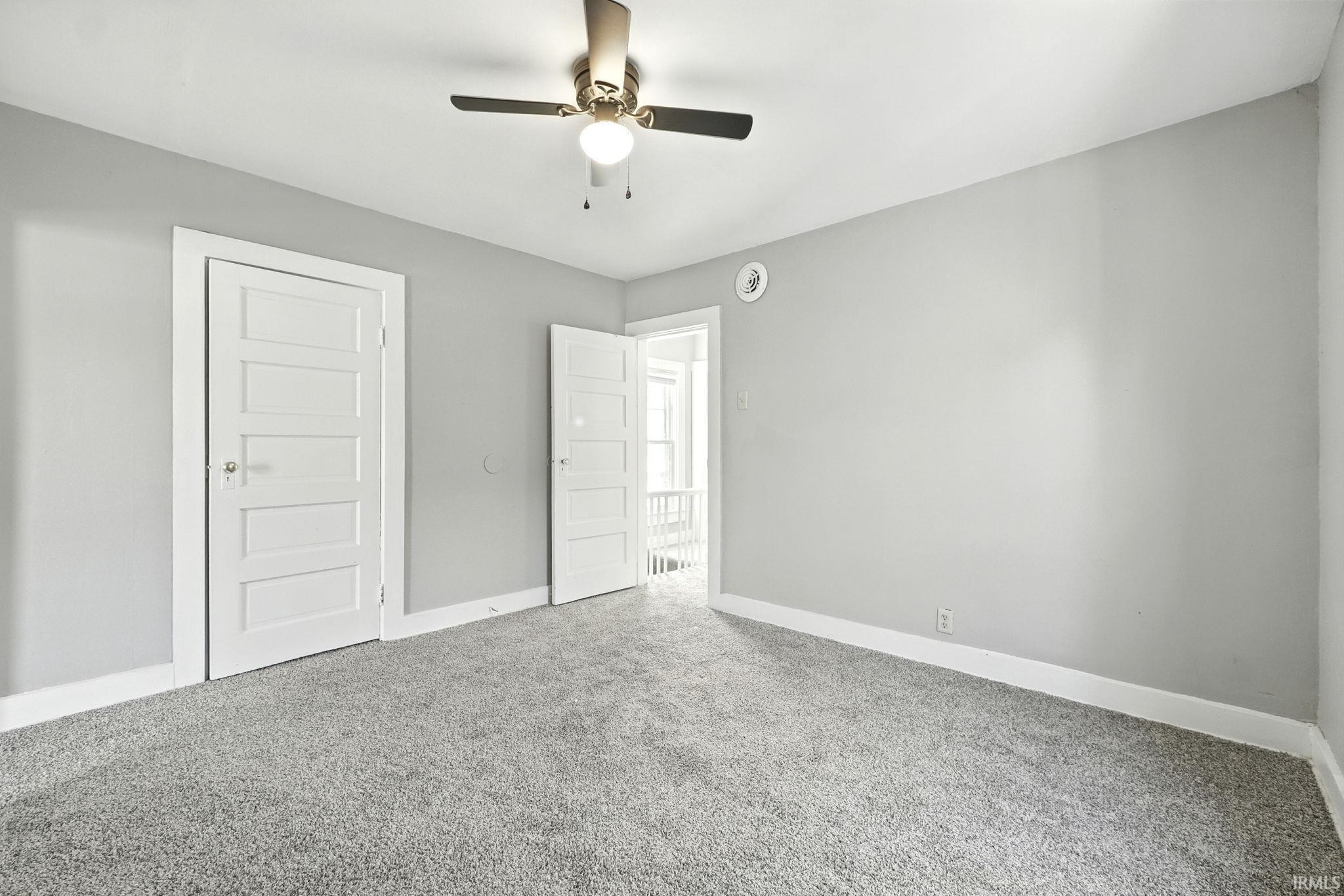 2109 Maumee Avenue Fort Wayne, IN 46803 - Photo 9 of 23