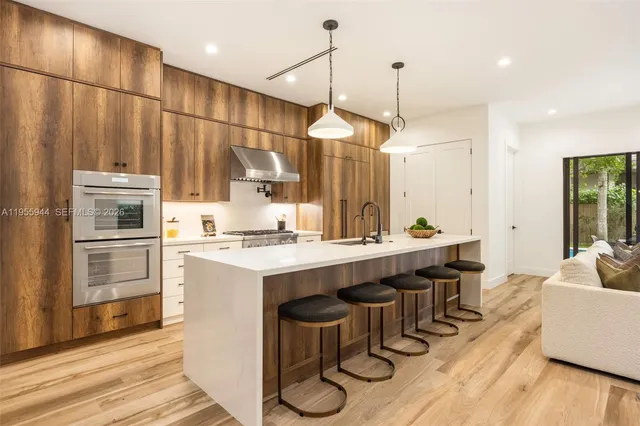 $2,500,000 | 3151 Hibiscus Street, Unit 3151, Miami, FL 33133