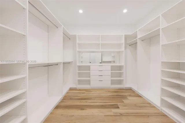 $2,500,000 | 3151 Hibiscus Street, Unit 3151, Miami, FL 33133