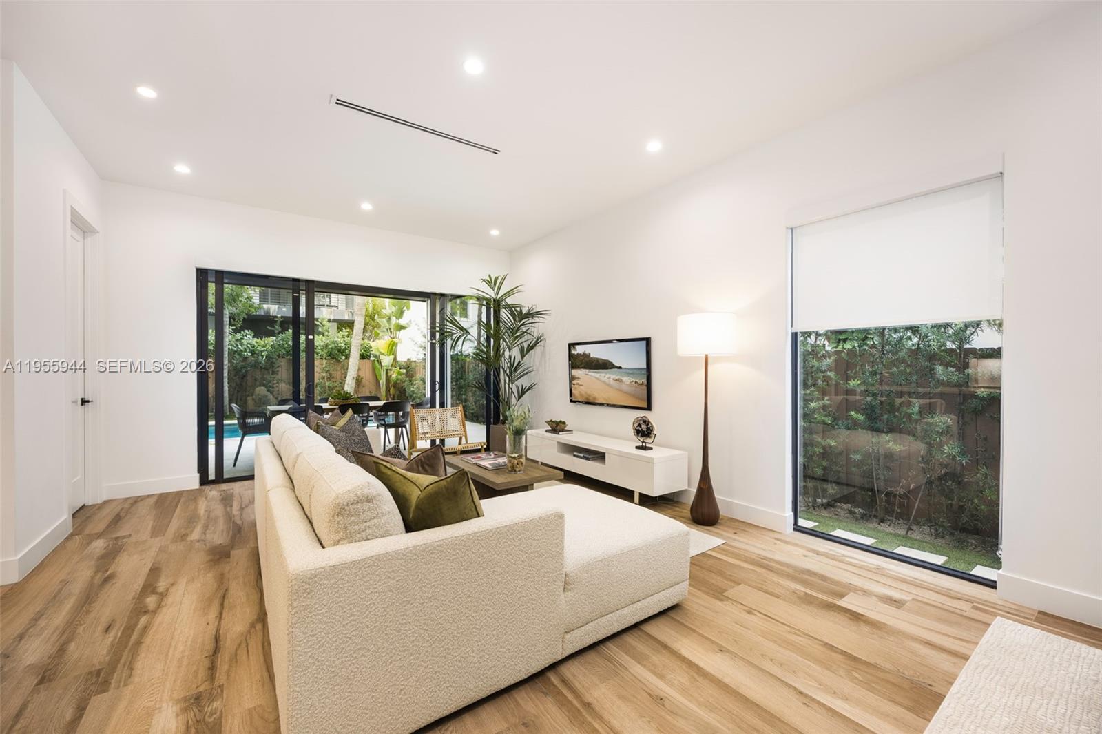 3151 Hibiscus Street, Unit 3151 Miami, FL 33133 - Photo 8 of 33