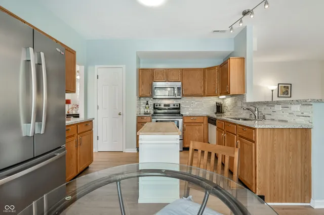 $390,000 | 9668 Troon Court, Carmel, IN 46032