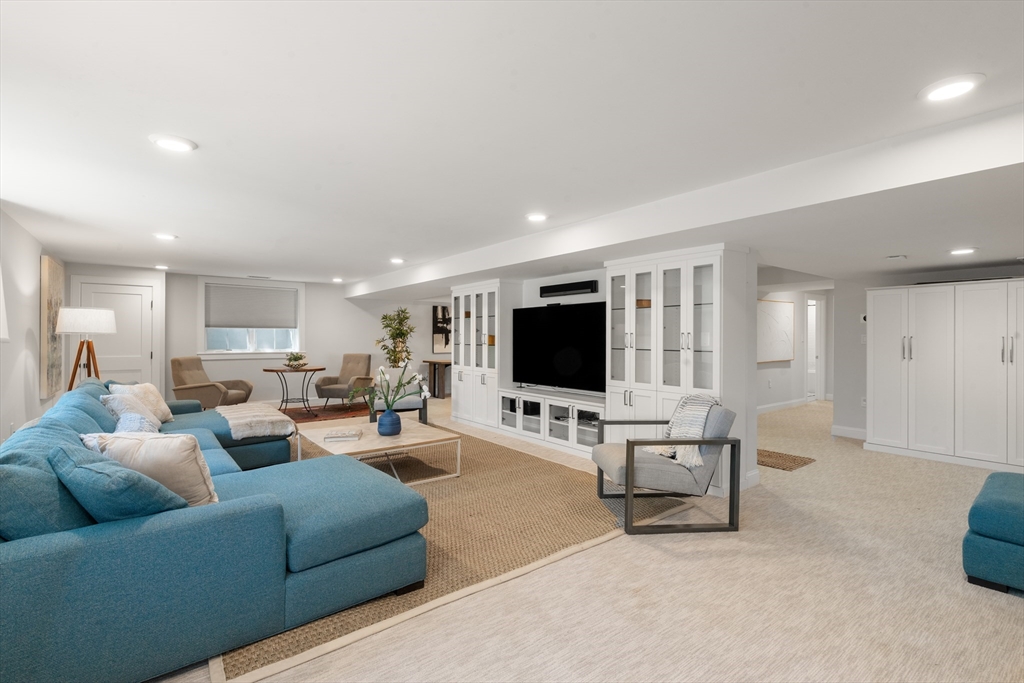 175 Coolidge Hill Road Cambridge, MA 02138 - Photo 30 of 42