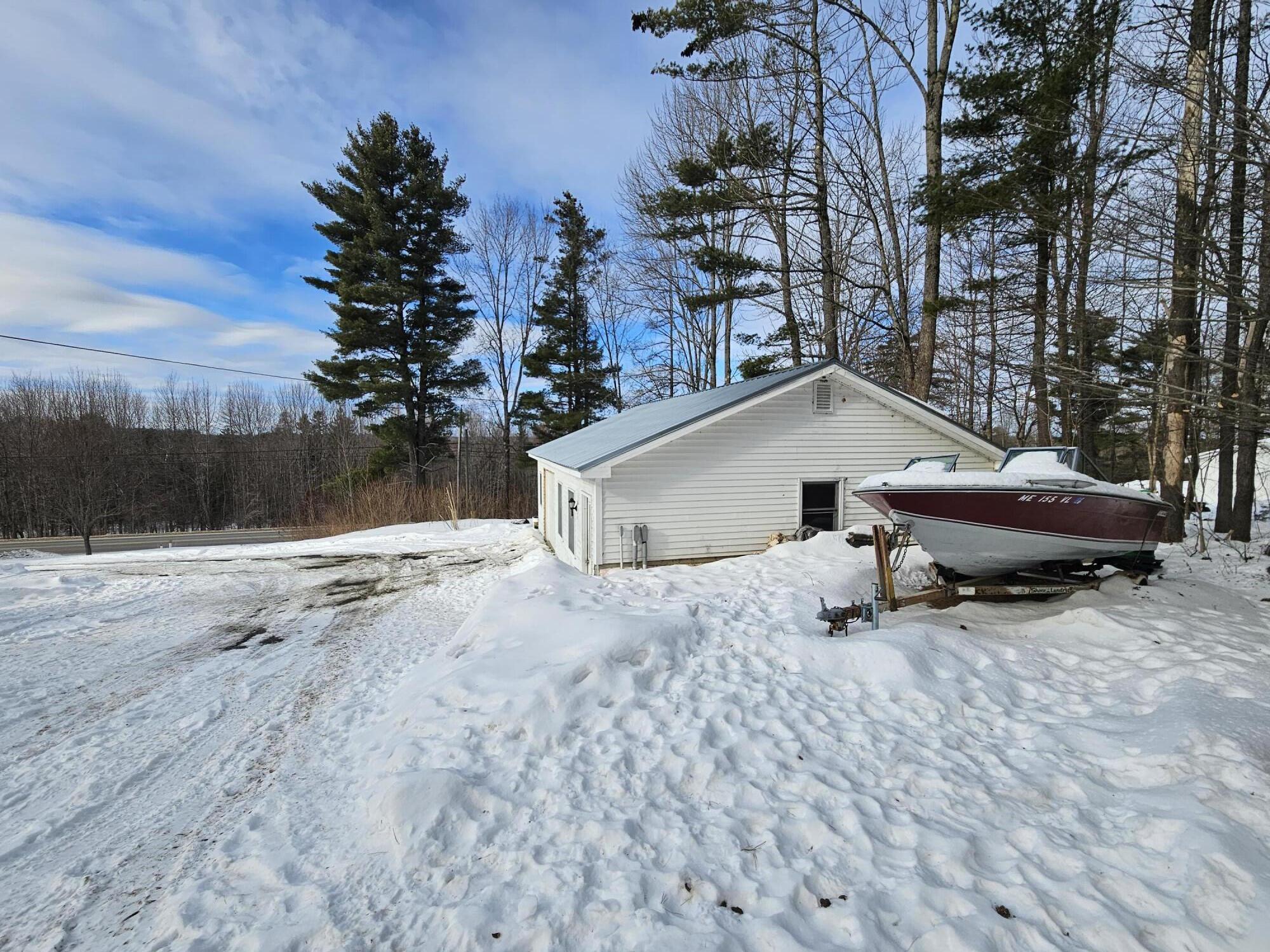 647 Dover Road Dexter, ME 04930 - Photo 7 of 28 20240205_133550