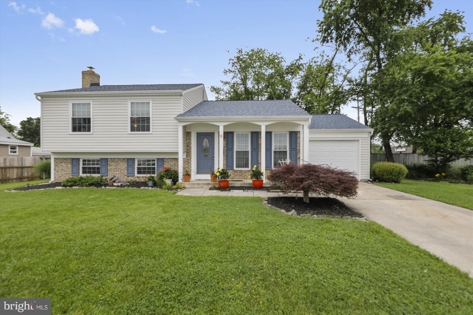 6 Manchester Road Pasadena, MD 21122 - Photo 2 of 30 Exterior (Front)