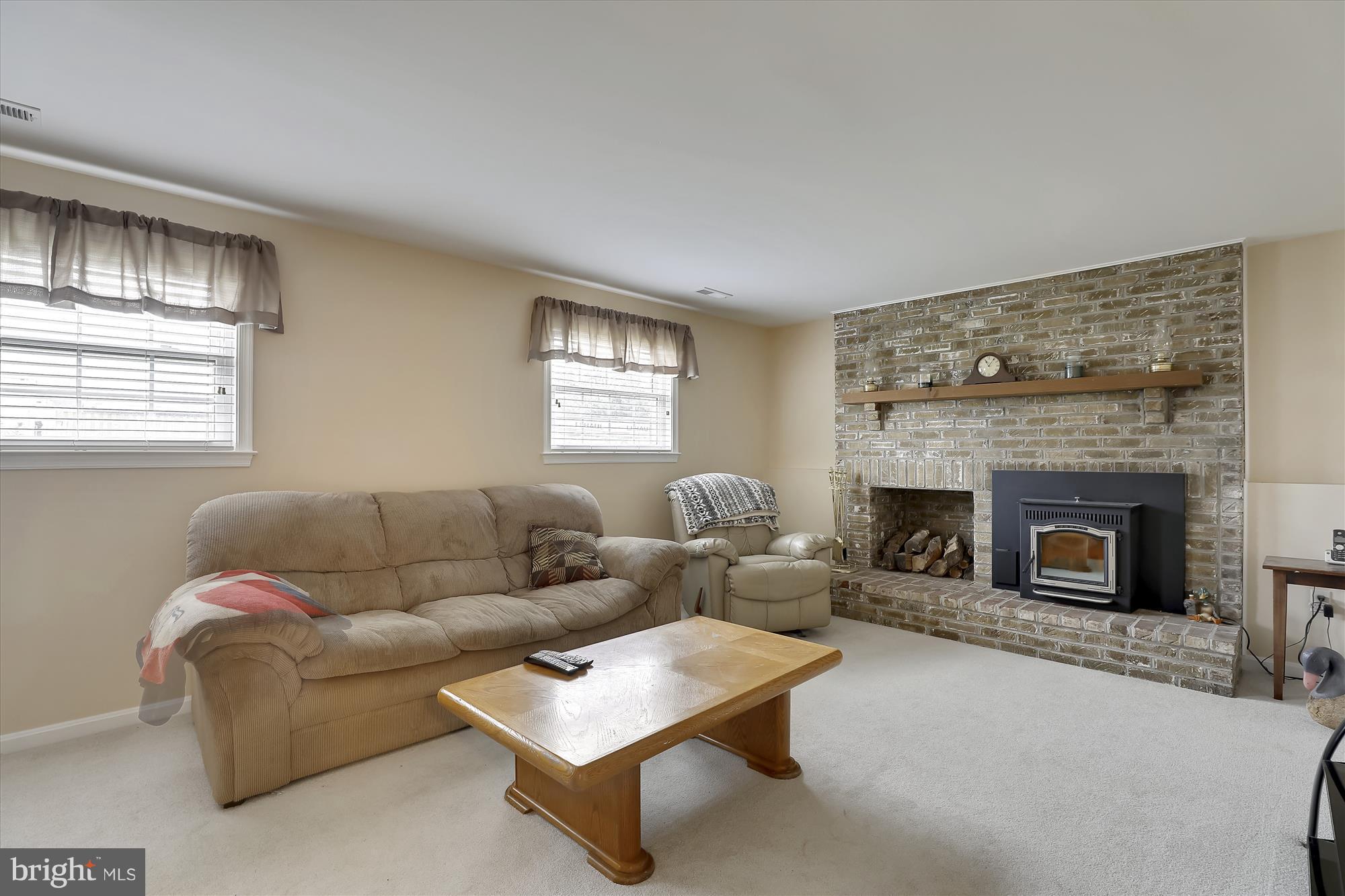 6 Manchester Road Pasadena, MD 21122 - Photo 15 of 30 Family Room w/Pellet Stove