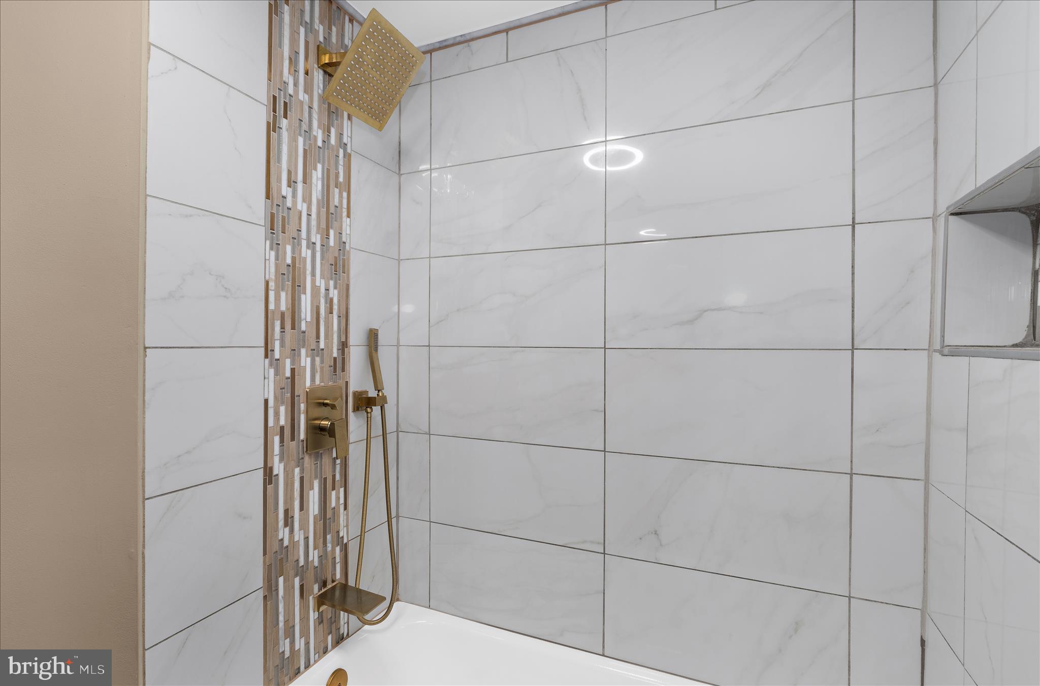 725 Kingston Road Baltimore, MD 21220 - Photo 35 of 55 a bathroom with a shower