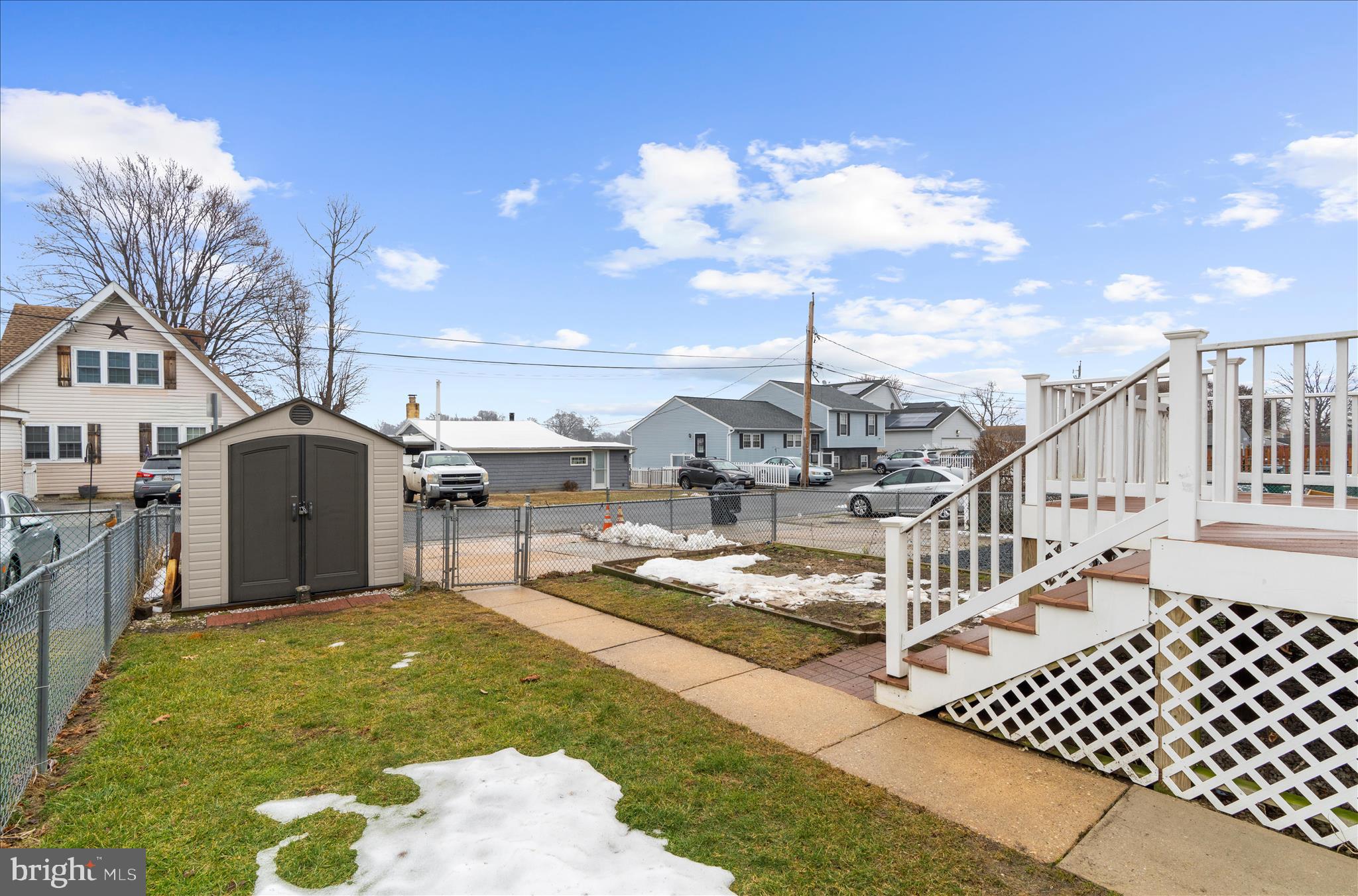 725 Kingston Road Baltimore, MD 21220 - Photo 6 of 55 a view of a terrace