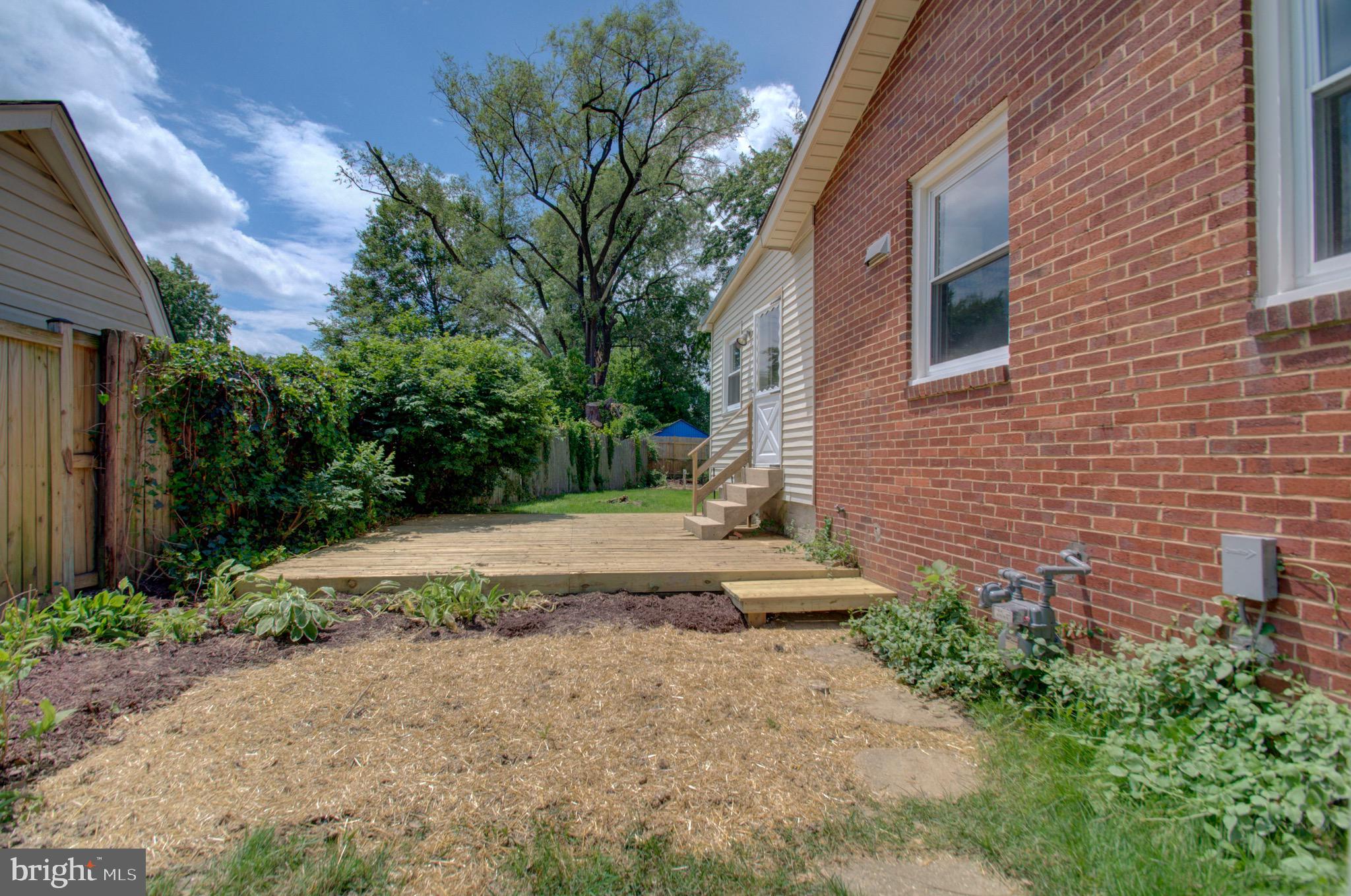 13302 Holdridge Road Silver Spring, MD 20906 - Photo 29 of 33 Yard