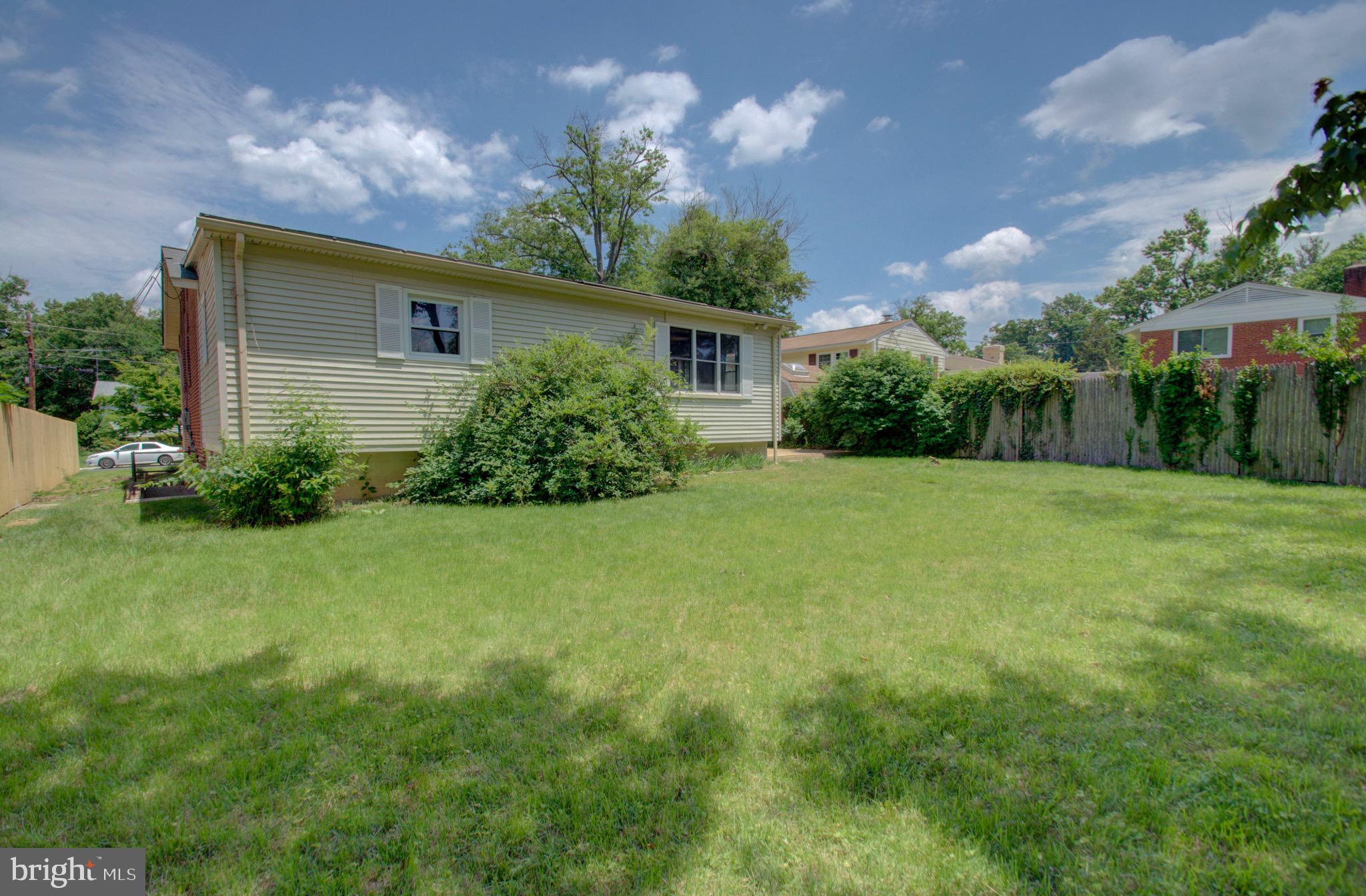 13302 Holdridge Road Silver Spring, MD 20906 - Photo 32 of 33 Rear View