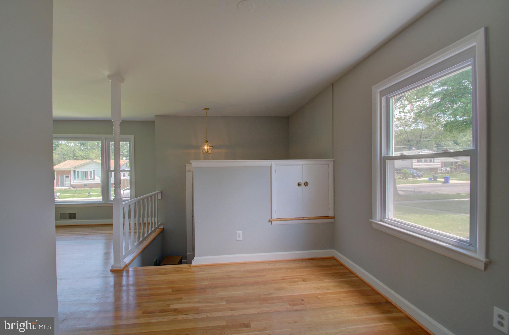 13302 Holdridge Road Silver Spring, MD 20906 - Photo 8 of 33 Dining area