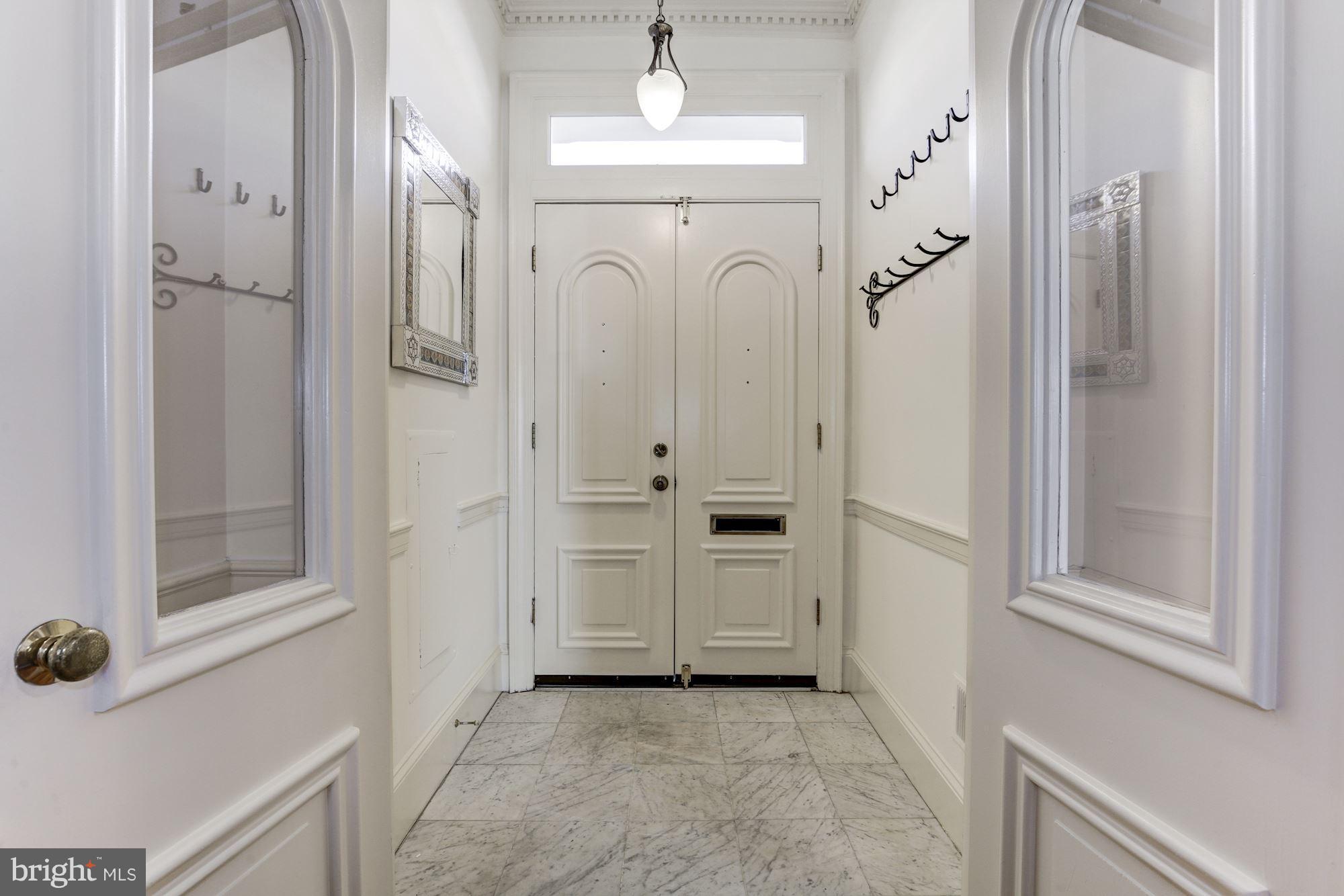 210 6th Street Southeast Washington, DC 20003 - Photo 11 of 23 Interior (General)