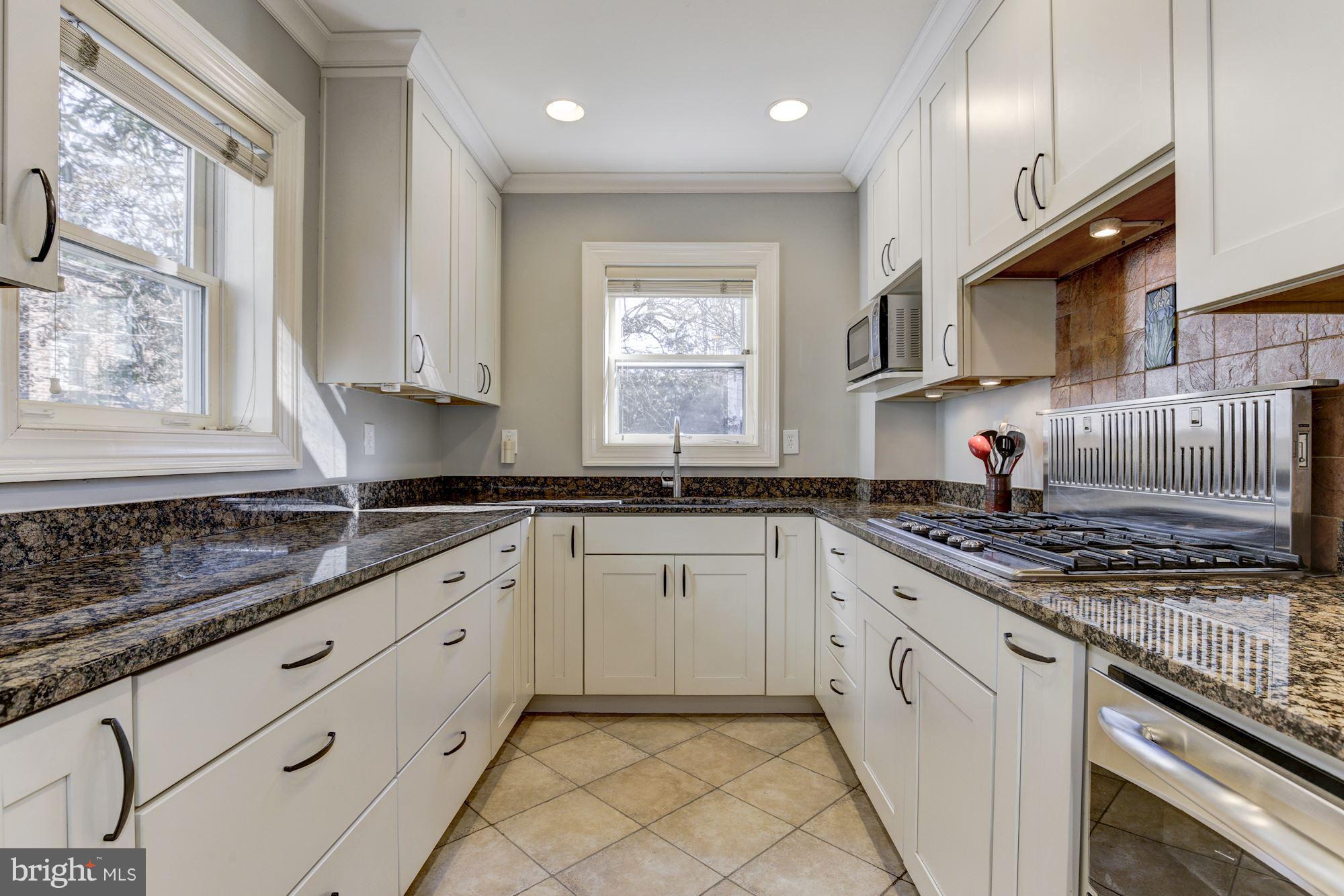 210 6th Street Southeast Washington, DC 20003 - Photo 7 of 23 Kitchen