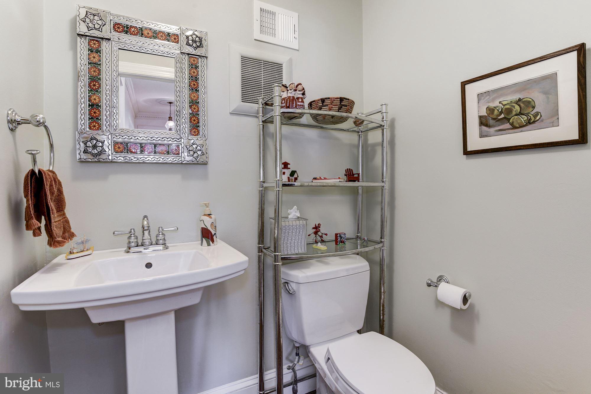 210 6th Street Southeast Washington, DC 20003 - Photo 9 of 23 Bath