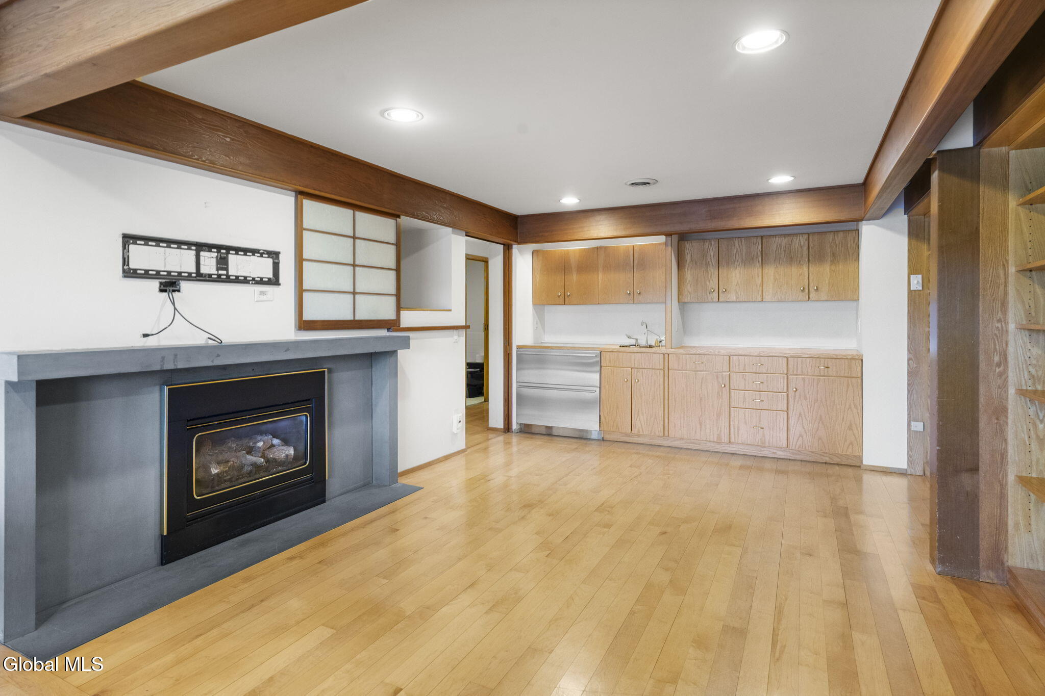 96 Van Wies Point Road Bethlehem, NY 12077 - Photo 35 of 86 56-web-or-mls-96-van-wies-point-rd