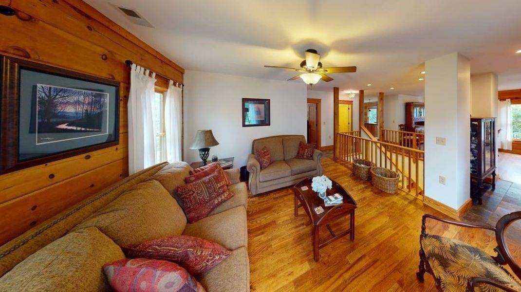 206 Susans Road Gaffney, SC 29341 - Photo 4 of 49