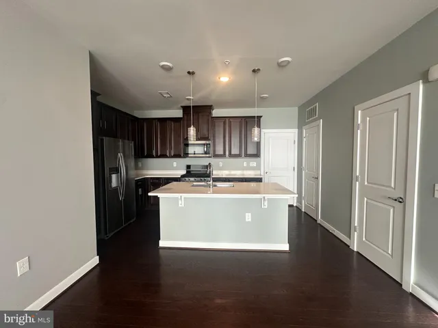 $2,999 | 13338 Arrowbrook Centre Drive, Unit 110, Herndon, VA 20171