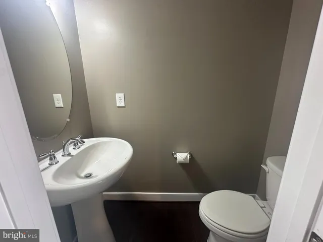 $2,999 | 13338 Arrowbrook Centre Drive, Unit 110, Herndon, VA 20171