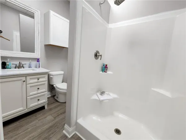 $645,000 | 1604 Metro Drive, Alexandria, LA 71301