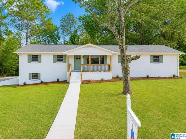 $249,900 | 2401 16th Street, Calera, AL 35040