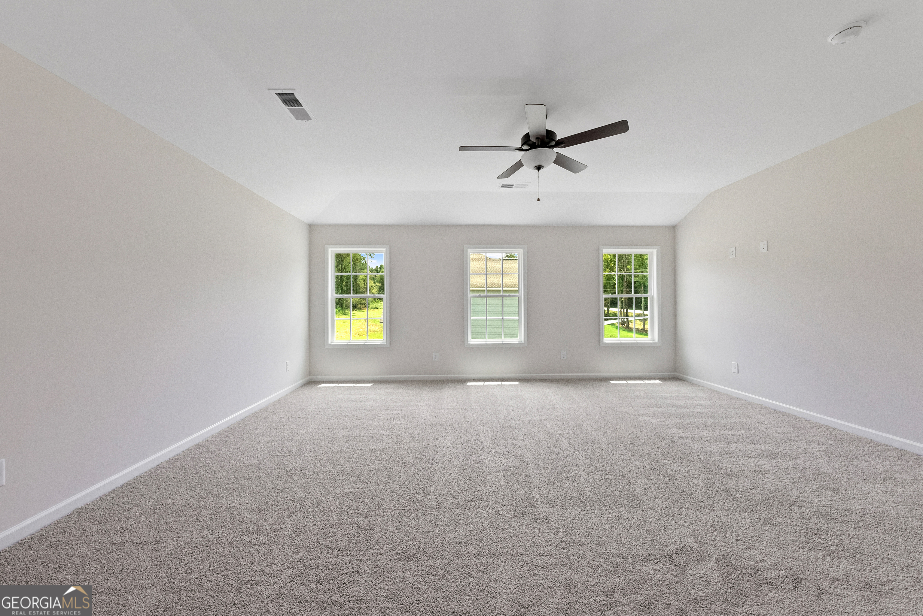 575 Bohannon Road, Unit 8 Grantville, GA 30220 - Photo 25 of 33 a view of an empty room with a window