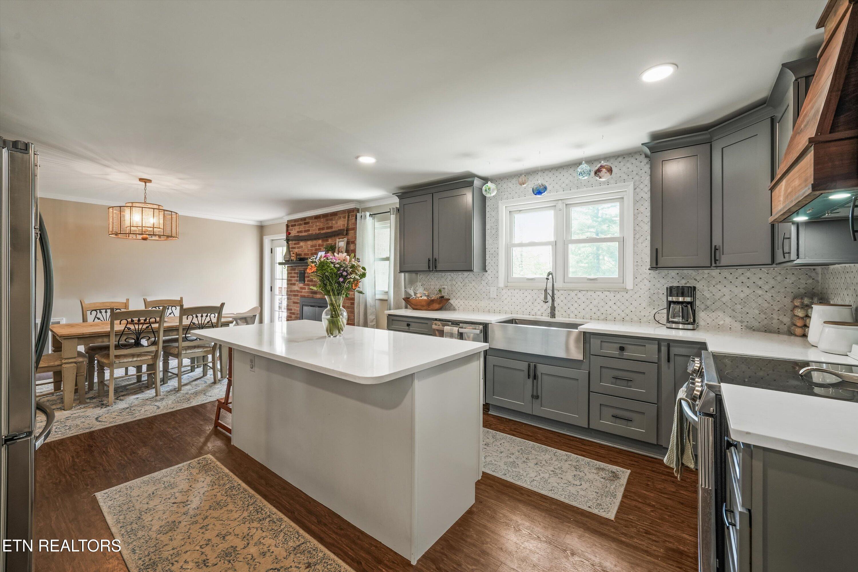 429 Old Glory Road Maryville, TN 37801 - Photo 15 of 57 Updated Gourmet Kitchen